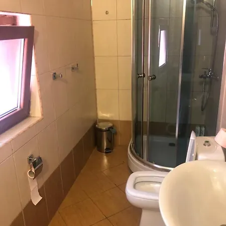 게스트하우스 Rilindja *