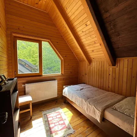 게스트하우스 Rilindja