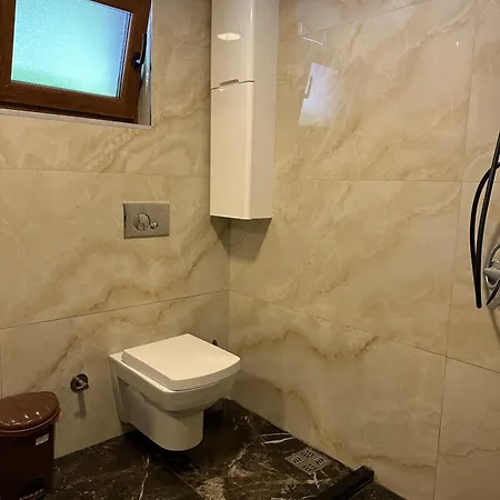 게스트하우스 Rilindja *