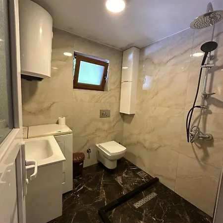 Vendégház Rilindja